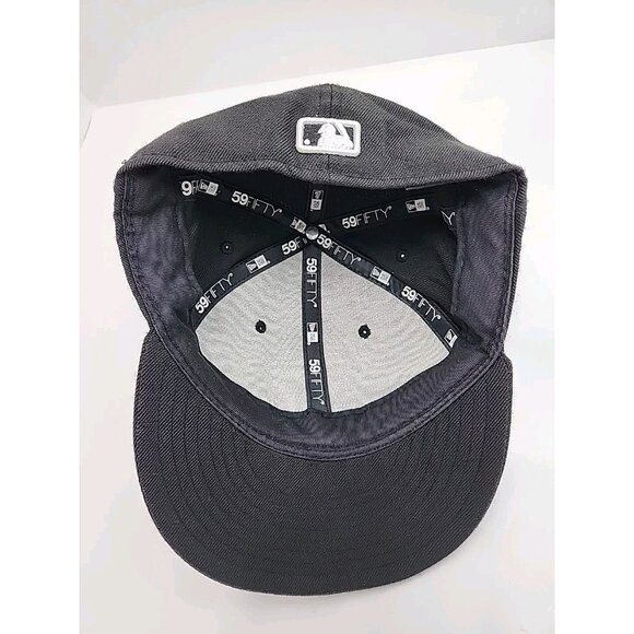 New Era 59Fifty Boston Red Sox Men's Black Baseball Cap Size 7 1/8 - Picture 6 of 10